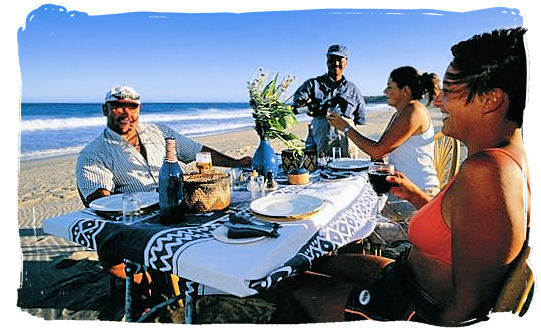 Brunch on the Indian ocean beach of Rocktail Bay Lodge in the St. Lucia Wetland Park