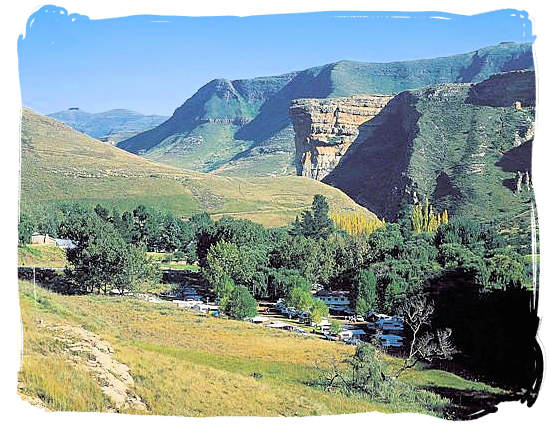 Golden Gate landscape with the Glen Reenen camping site down below