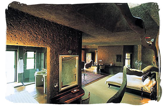 Luxurious accommodation at the Earth Lodge in Sabi Sabi private game reserve.