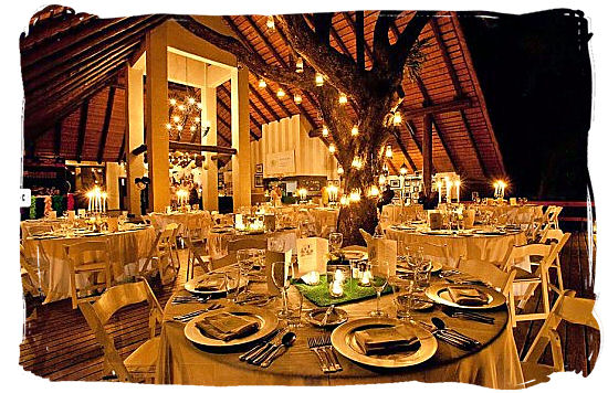 Exquisite dining at Lhondolozi private game reserve