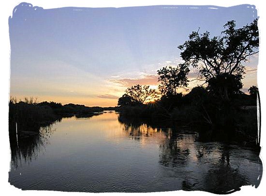 Sunrise over the Sabie river - Skukuza Safari, Travel and Accommodation